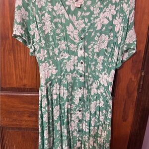 Billabong Green Floral Dress